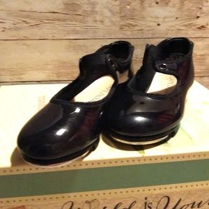 👯‍♀️$8 item